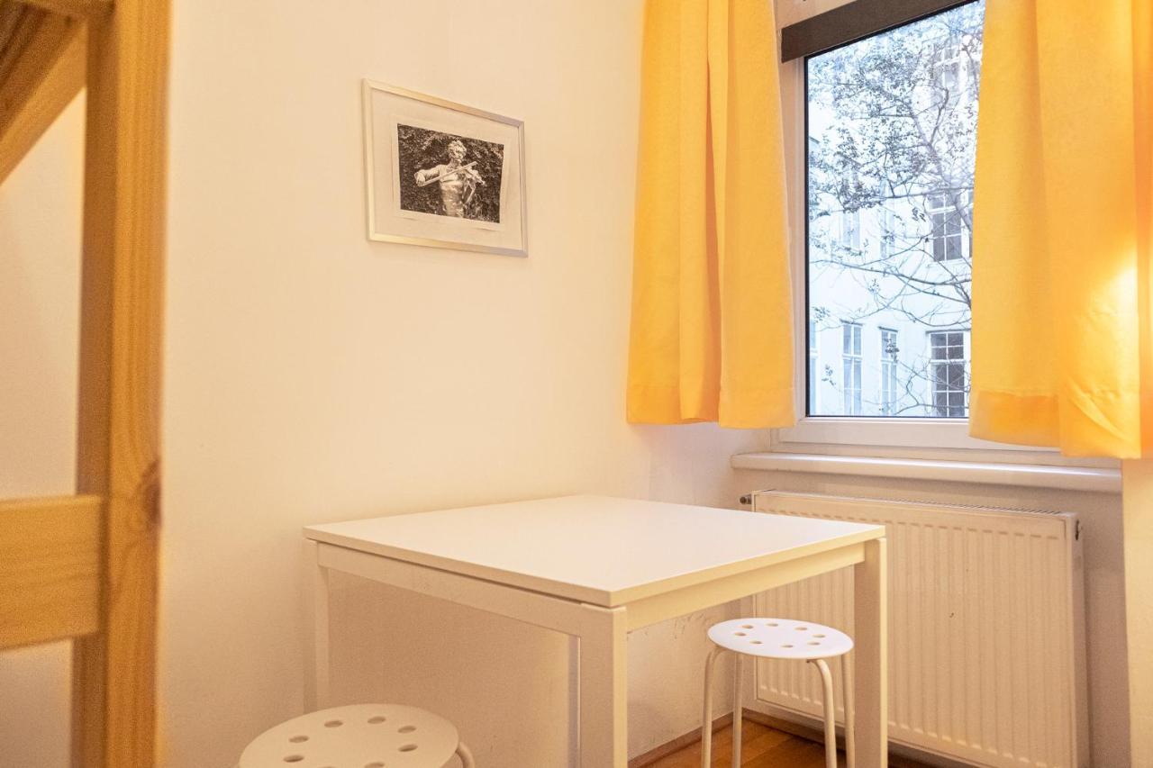 Comfortable 3Br Shared Apart. - Suitable For Long Stays Wina Bagian luar foto