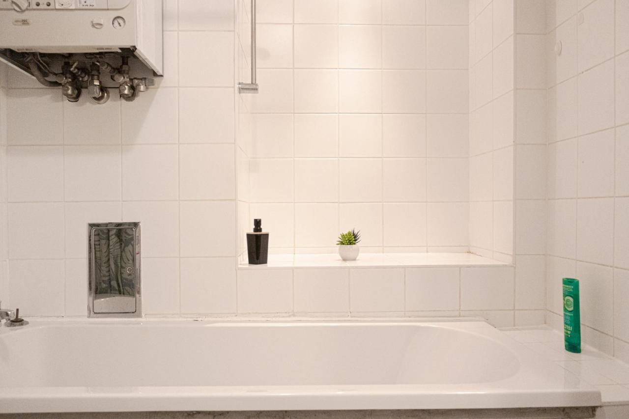 Comfortable 3Br Shared Apart. - Suitable For Long Stays Wina Bagian luar foto