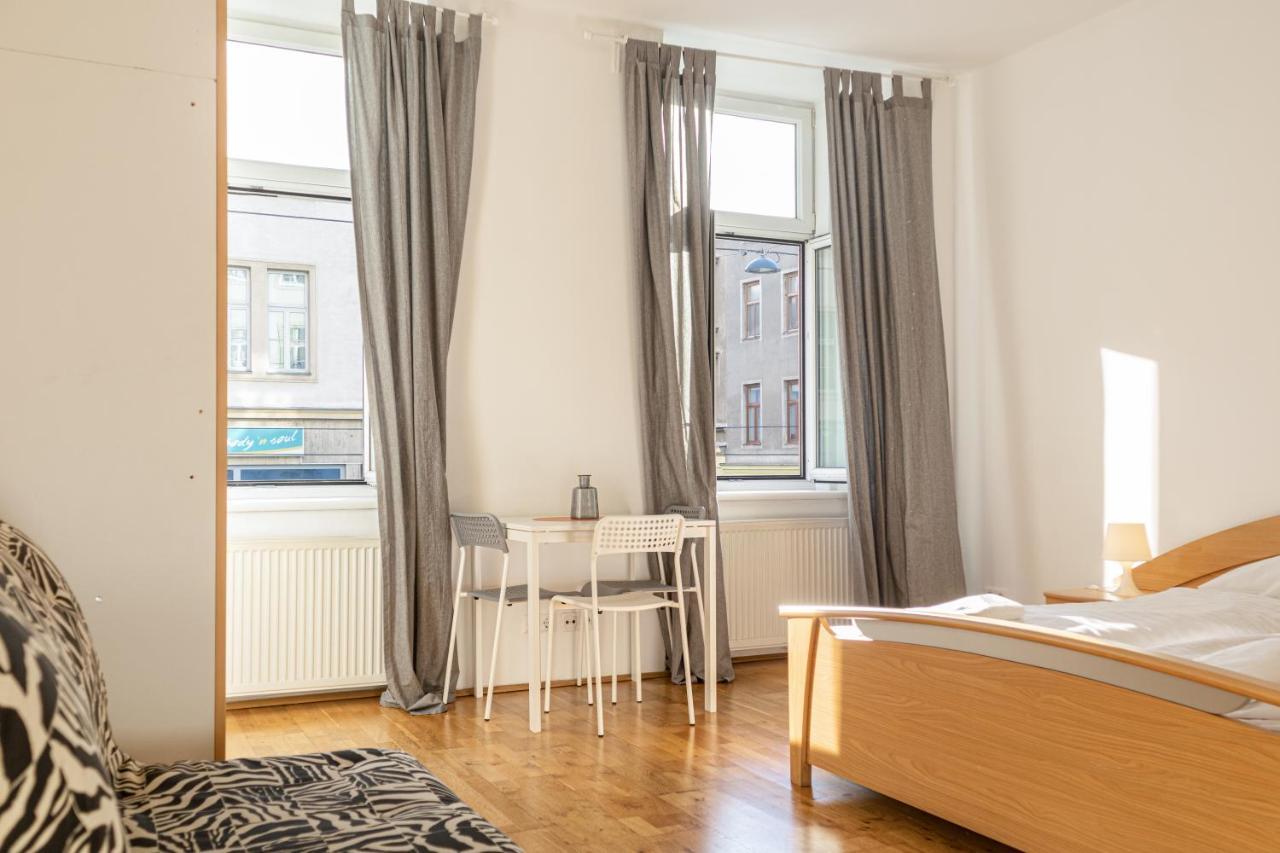 Comfortable 3Br Shared Apart. - Suitable For Long Stays Wina Bagian luar foto